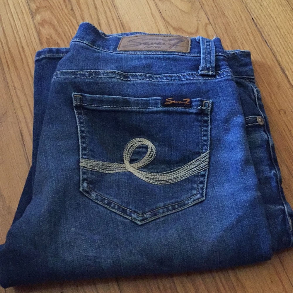 “Seven7” Skinny Easy Fit Jeans